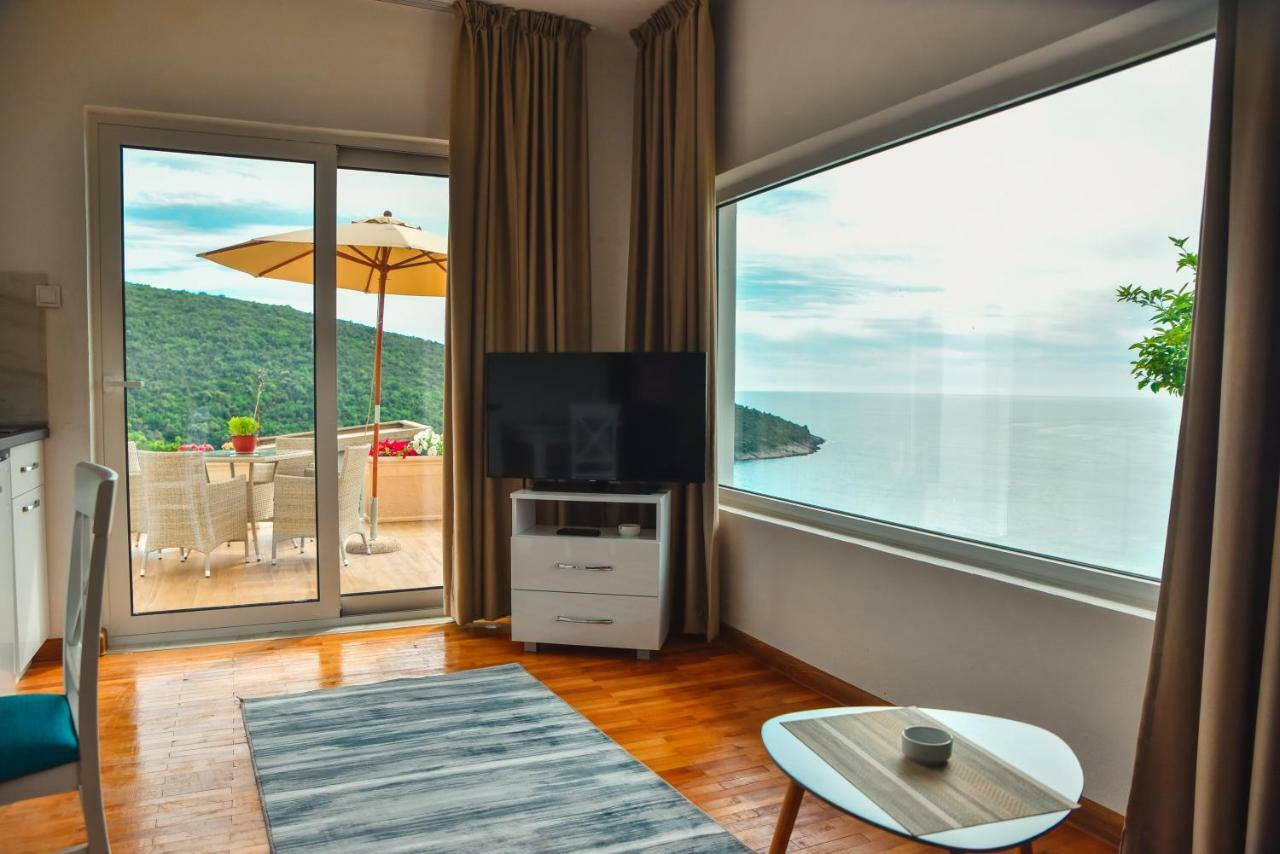 Apartments Blue Heaven Ulcinj Exterior foto